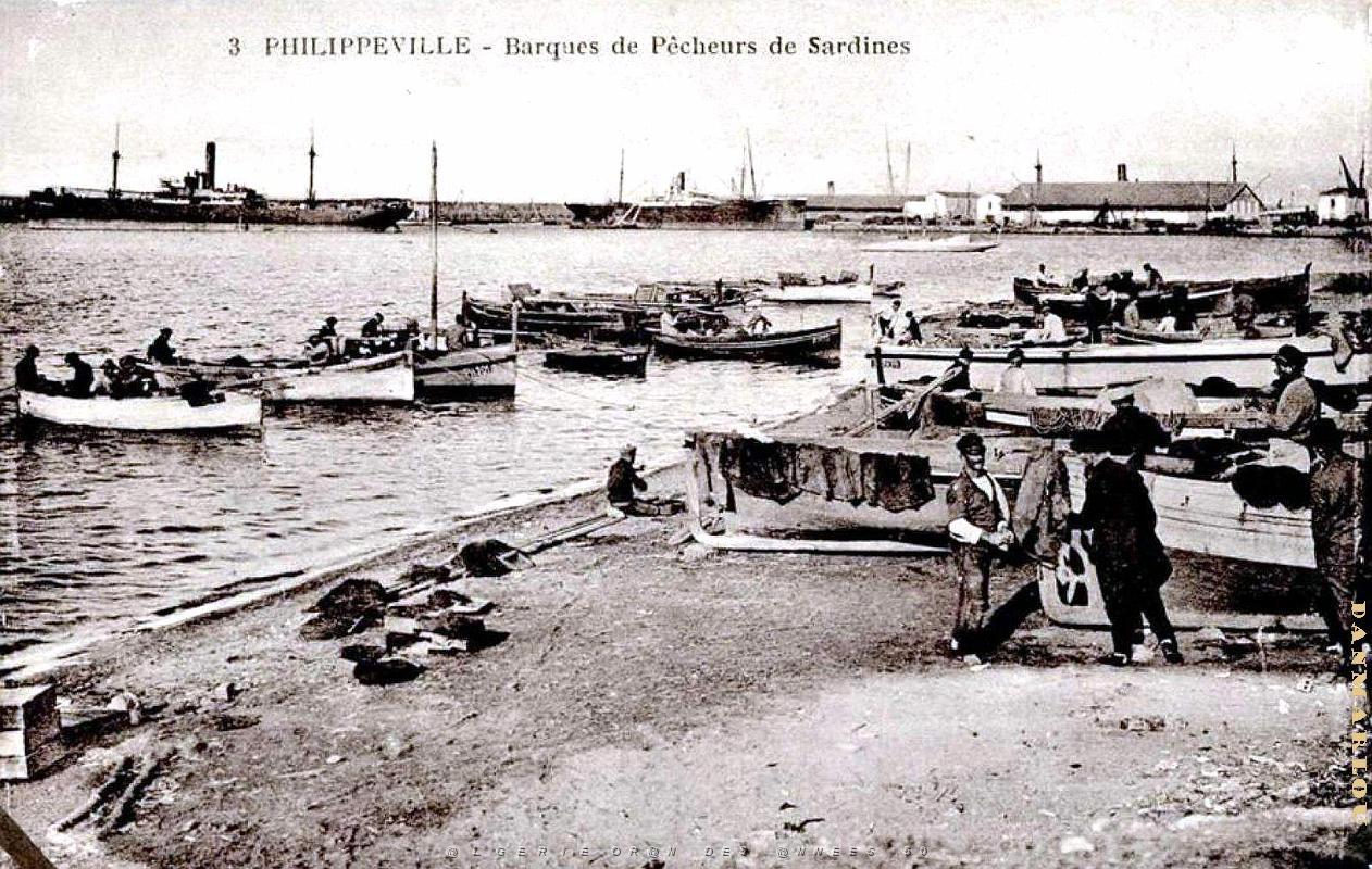 Philippeville - Barques de Pecheurs de Sardines.jpg